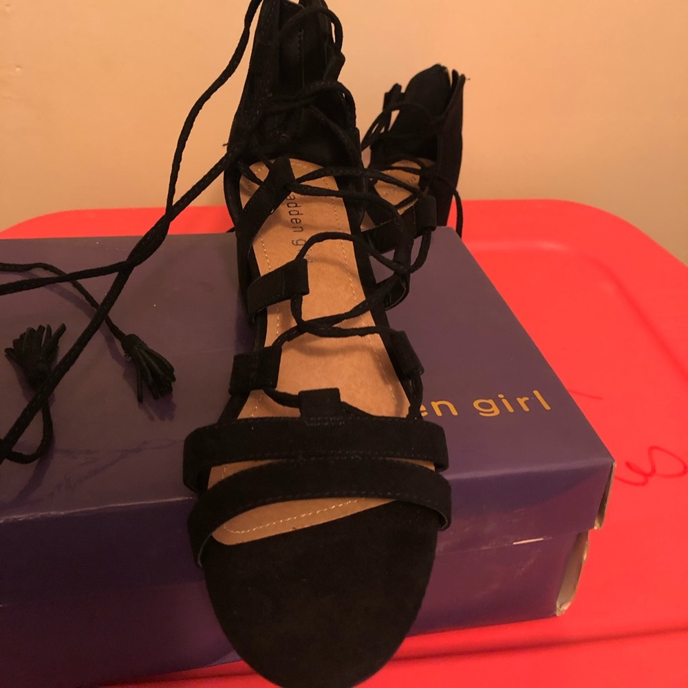 Brand new in box. Ladies sandals.